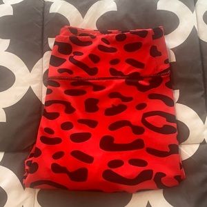 Melt Fit “ Red Wilma” Bedrock Collection Legging